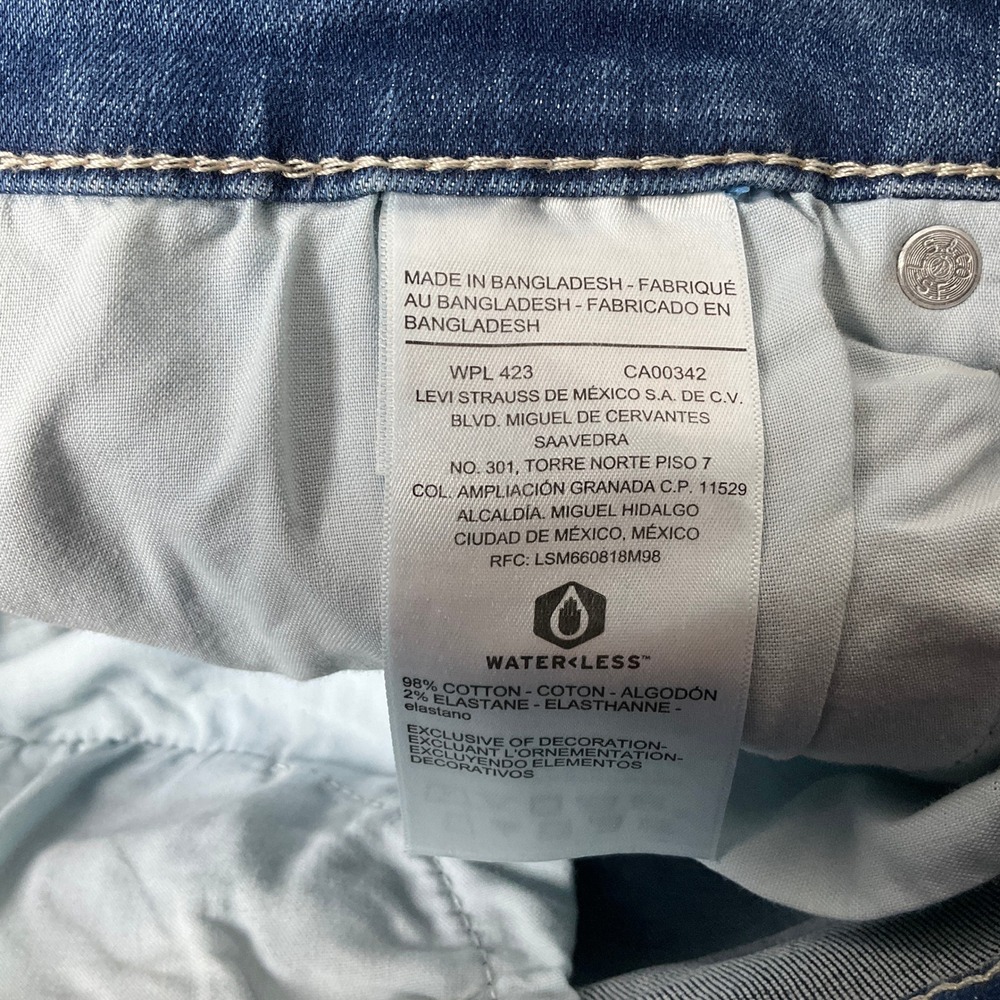 Signature Levi Strauss High Rise Shorts Womens 16 Blue Cotton Simply Stretch NEW - Picture 4 of 12